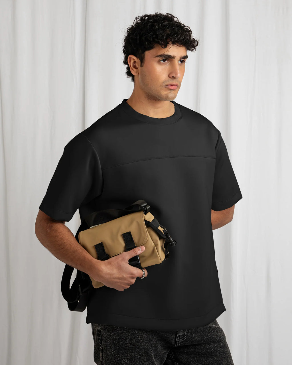 MEN T SHIRT
