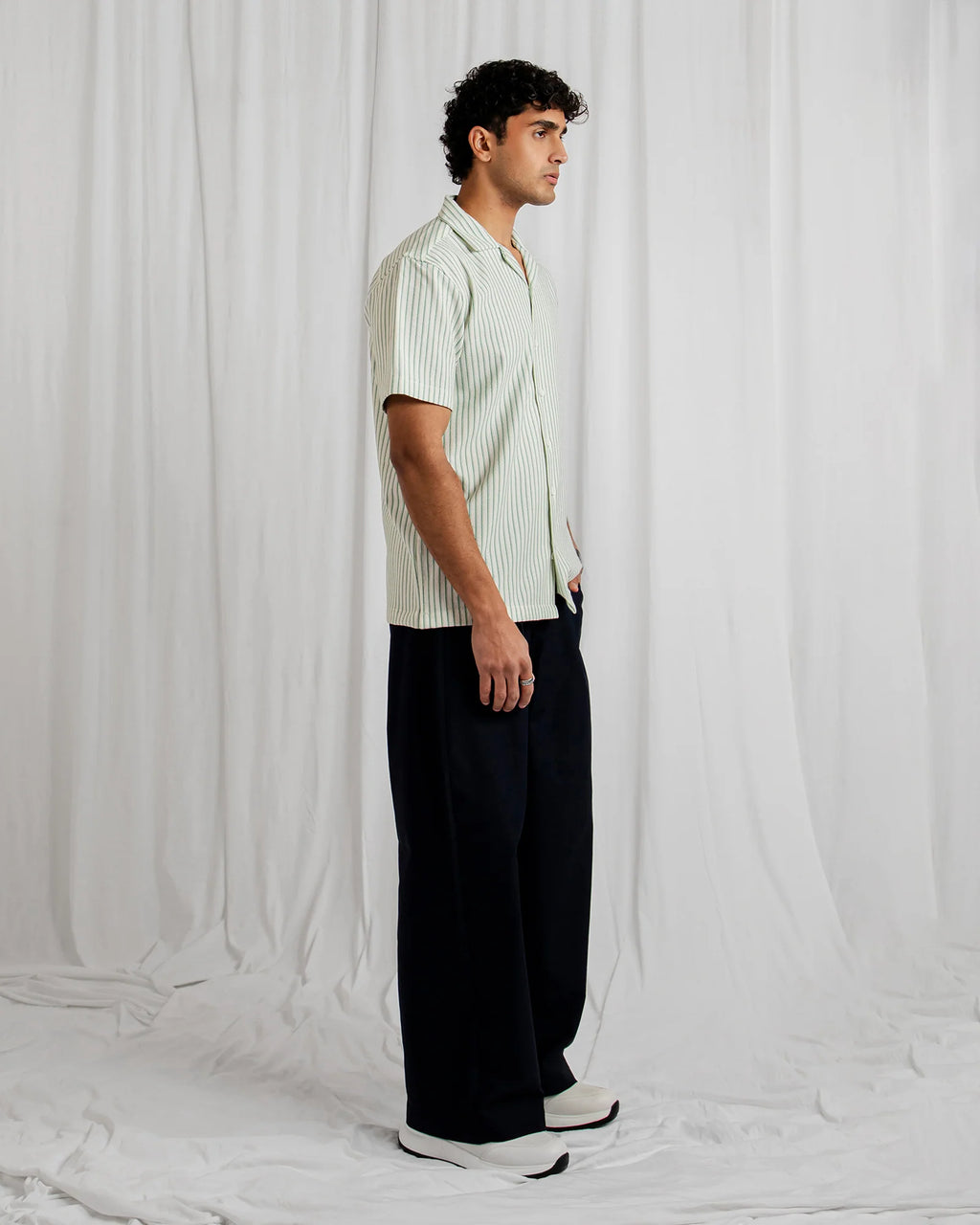 MEN CASUAL SHIRT