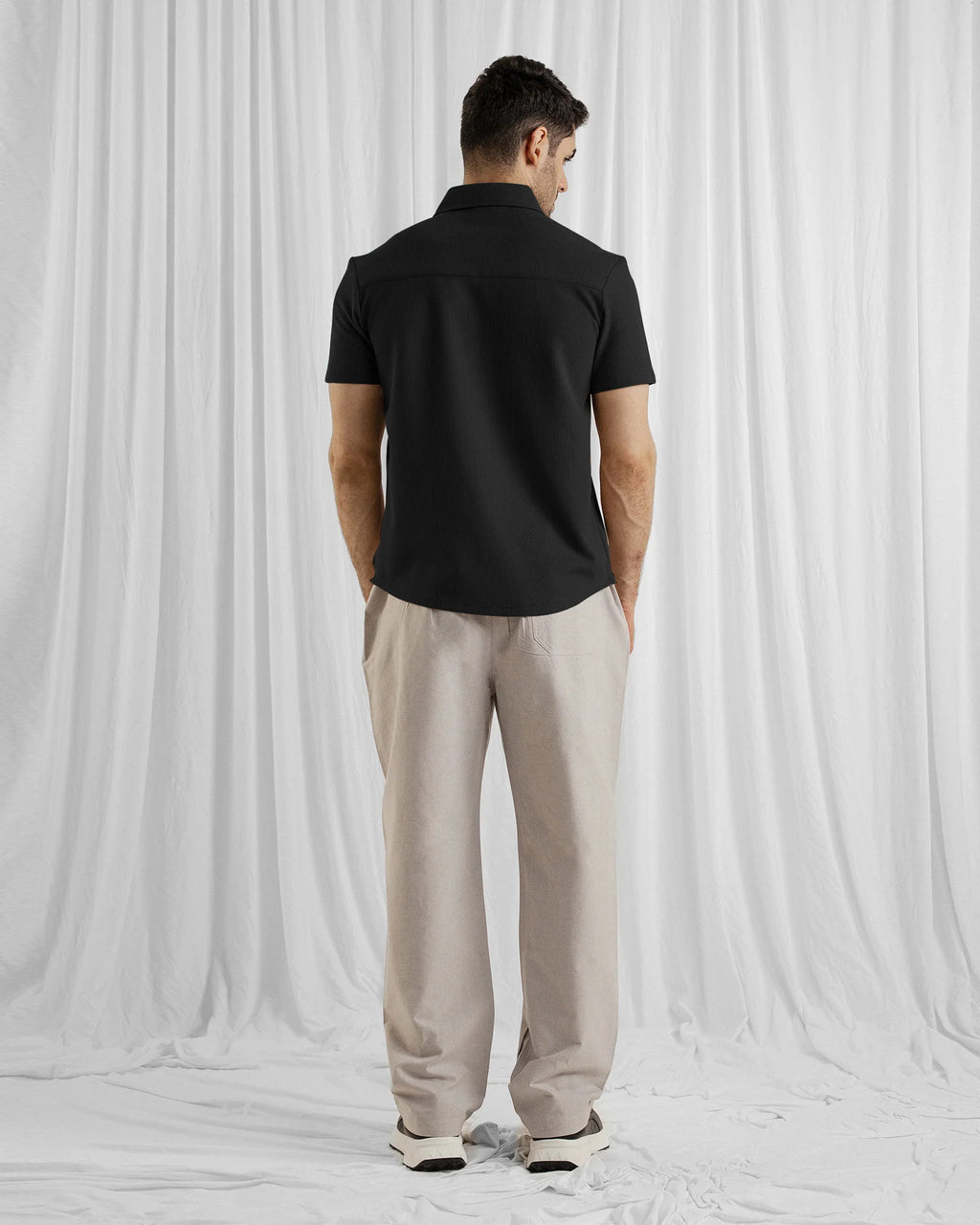 MEN BUTTON DOWN