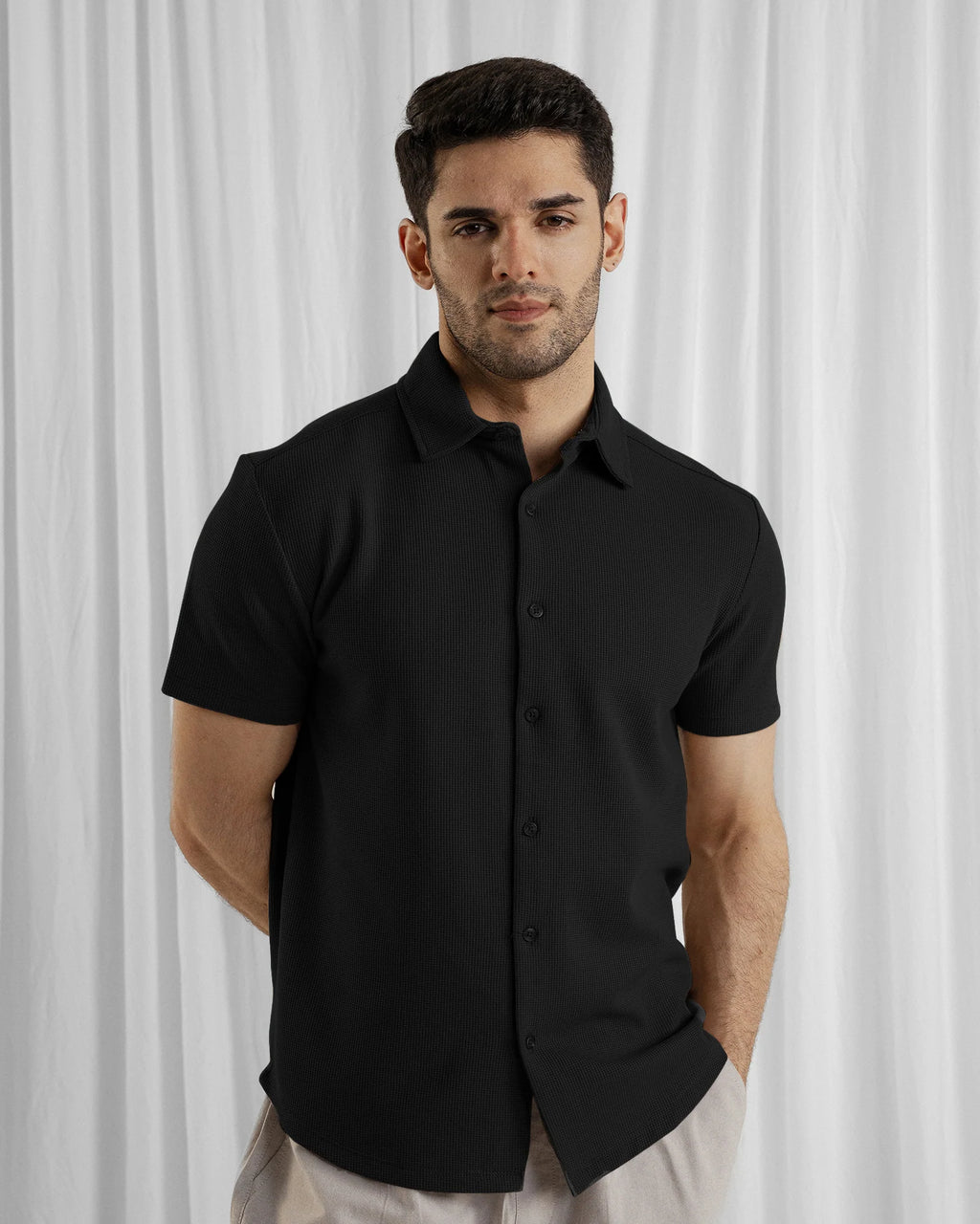 MEN BUTTON DOWN