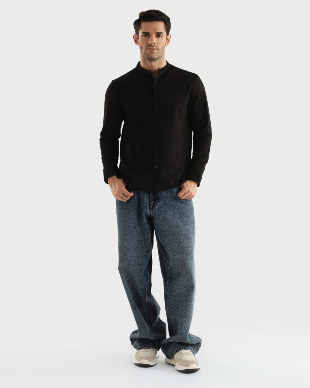 MEN BUTTON DOWN