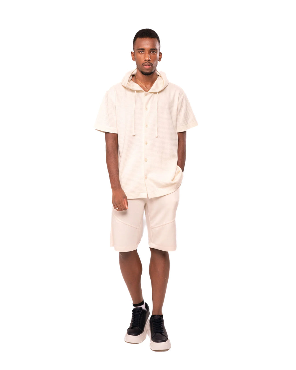 MEN BUTTON DOWN