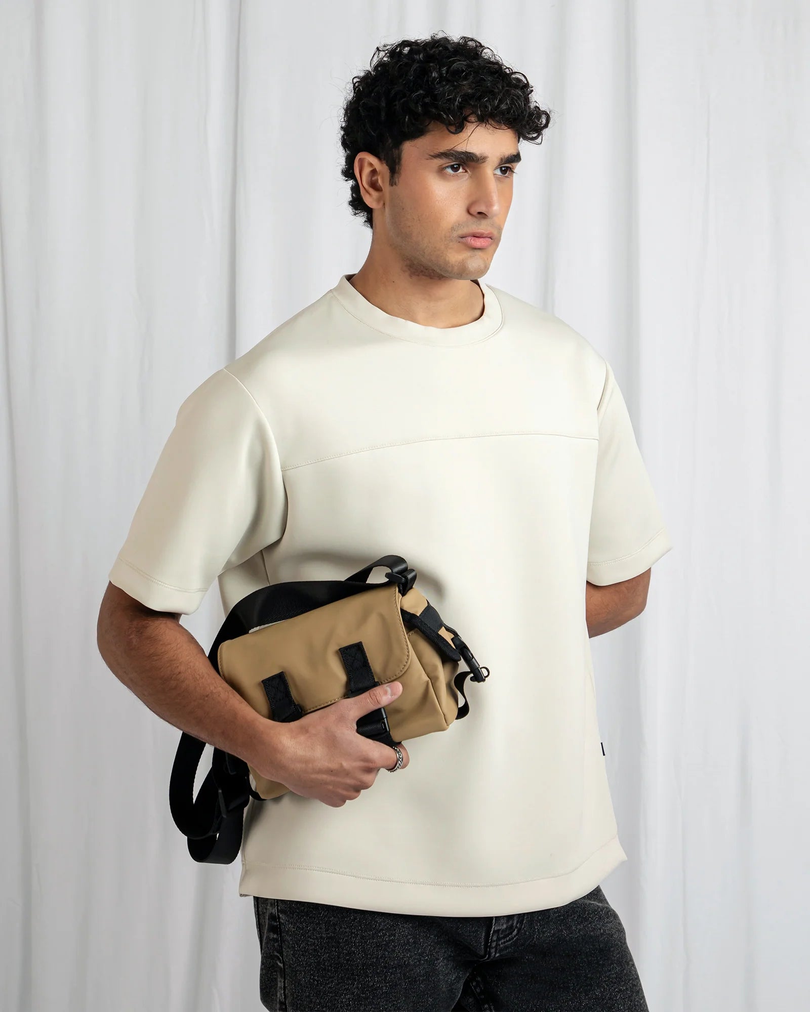 MEN T SHIRT