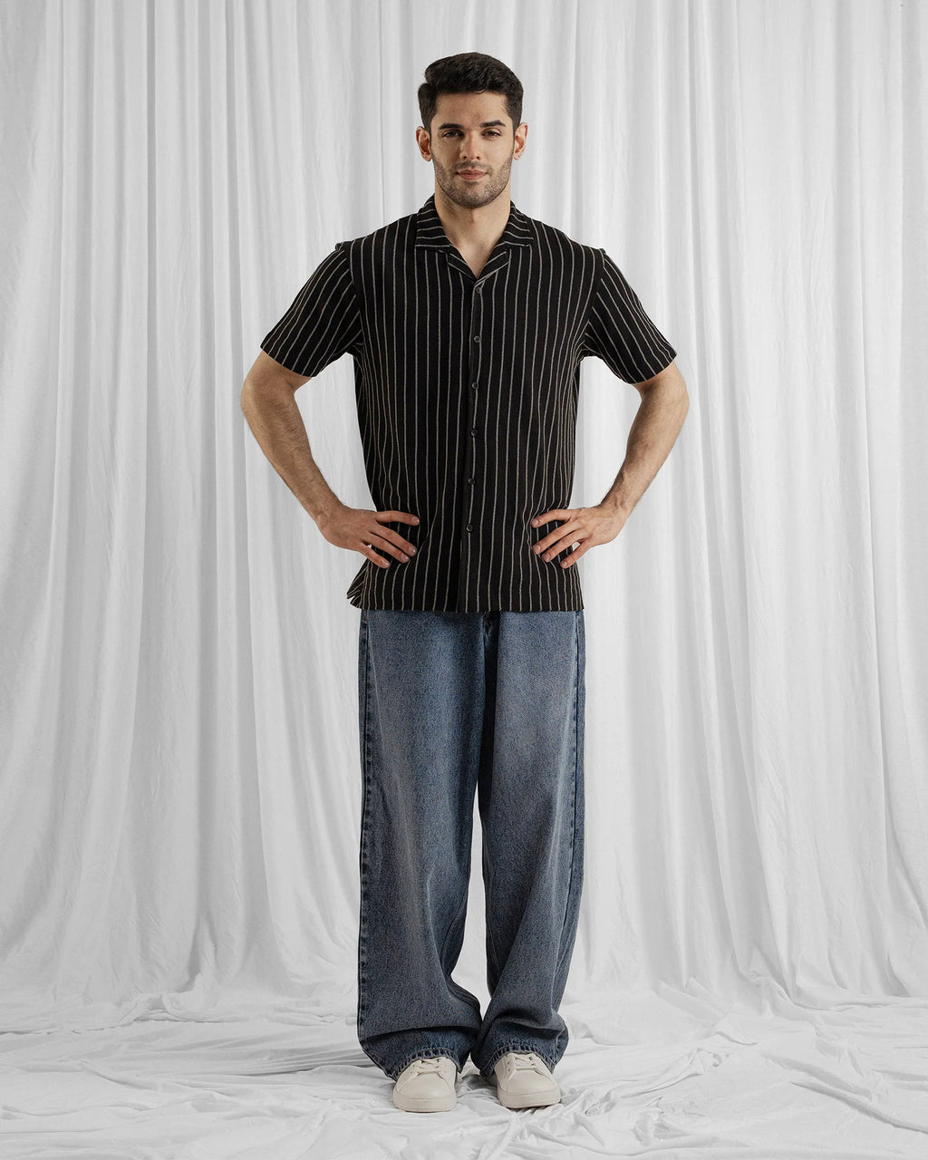 MEN BUTTON DOWN