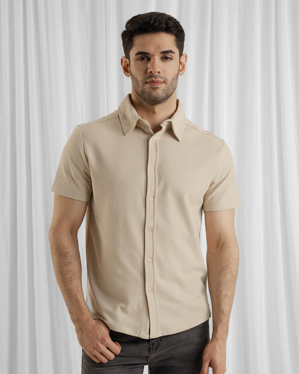MEN BUTTON DOWN