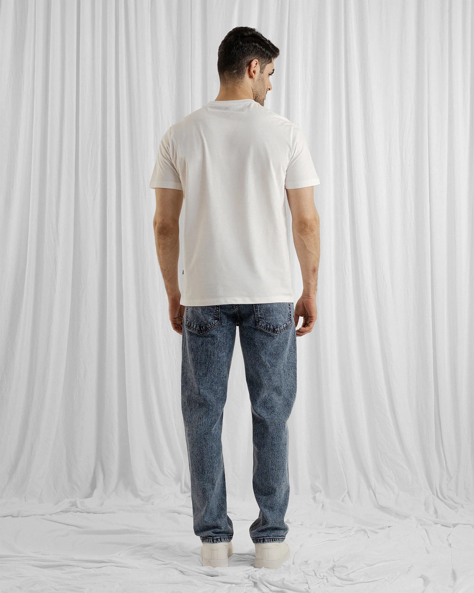 MEN T SHIRT