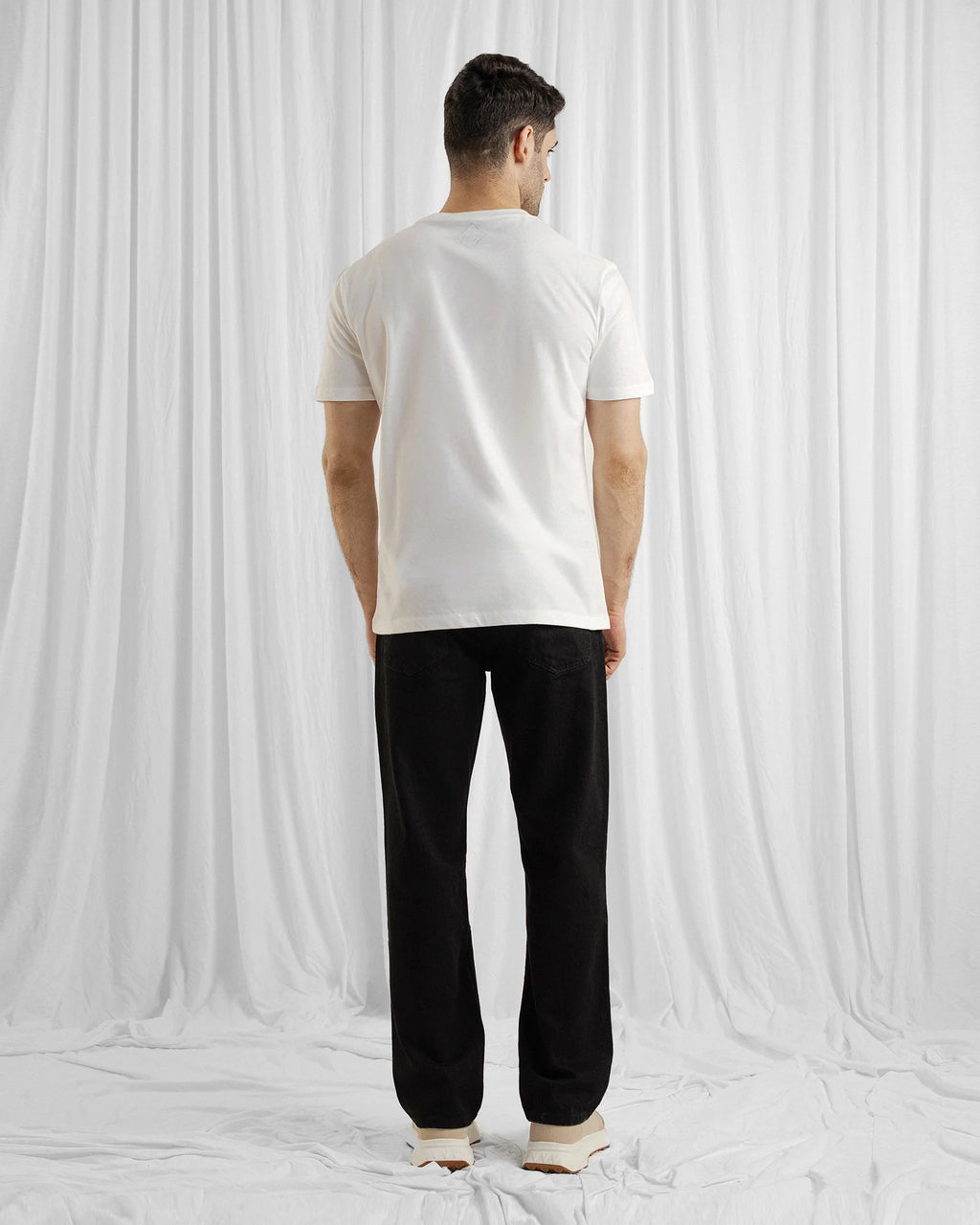 MEN T SHIRT