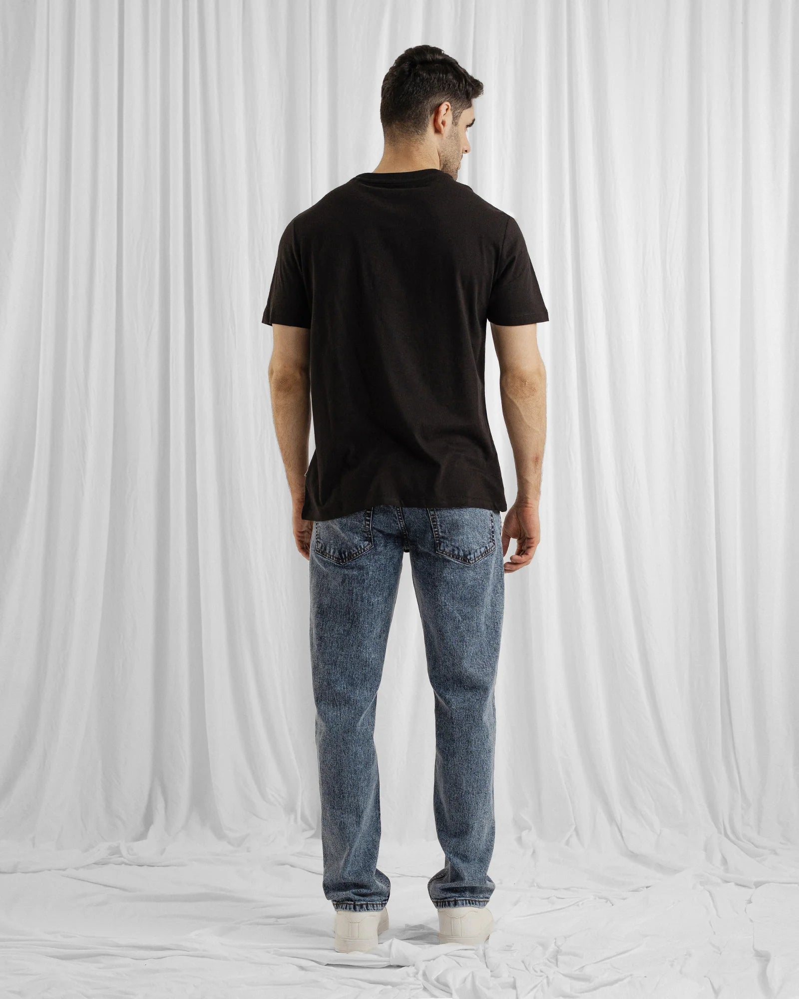 MEN T SHIRT