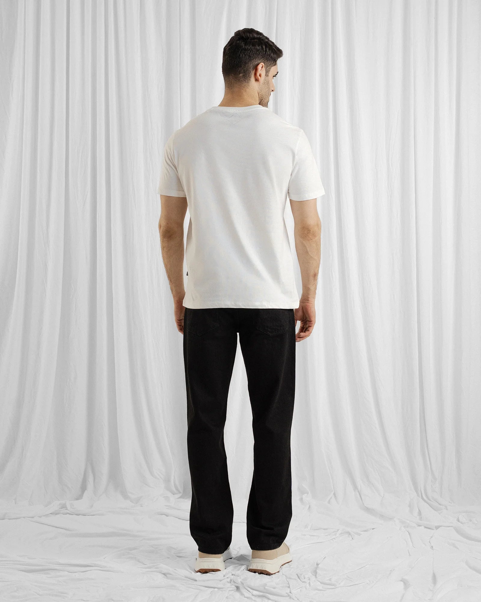 MEN T SHIRT