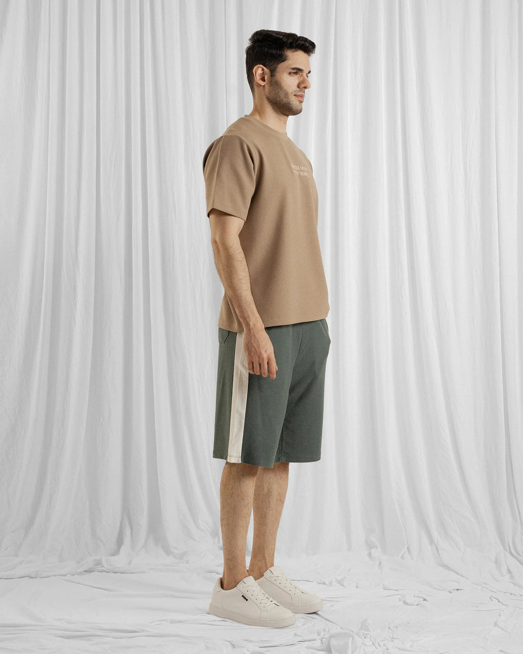 MEN T SHIRT
