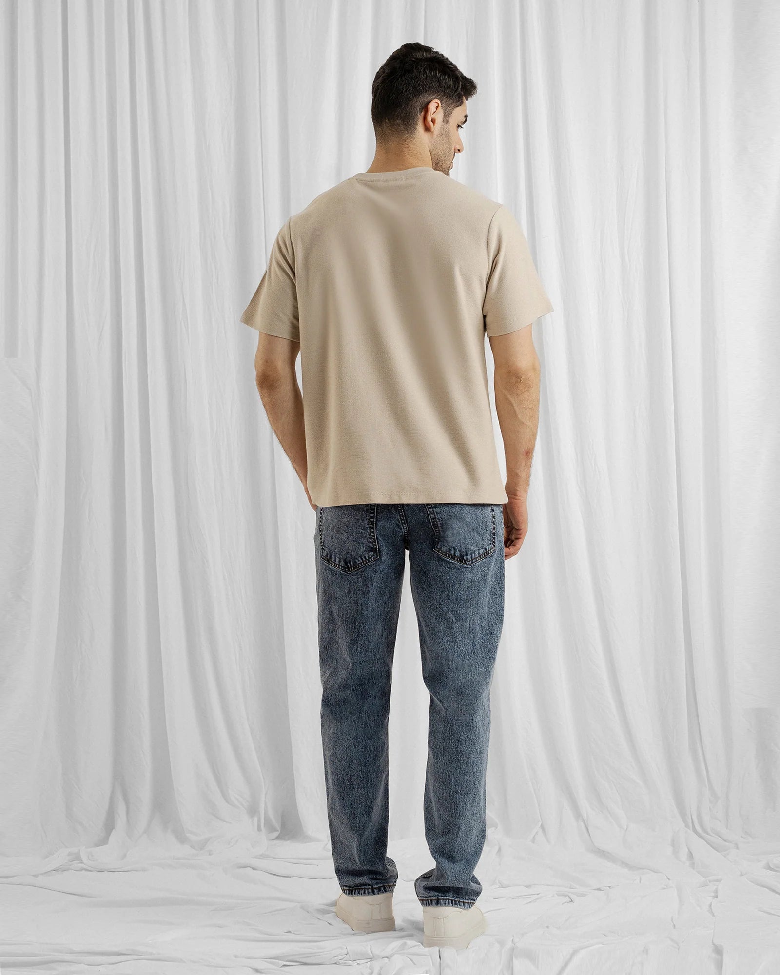 MEN T SHIRT