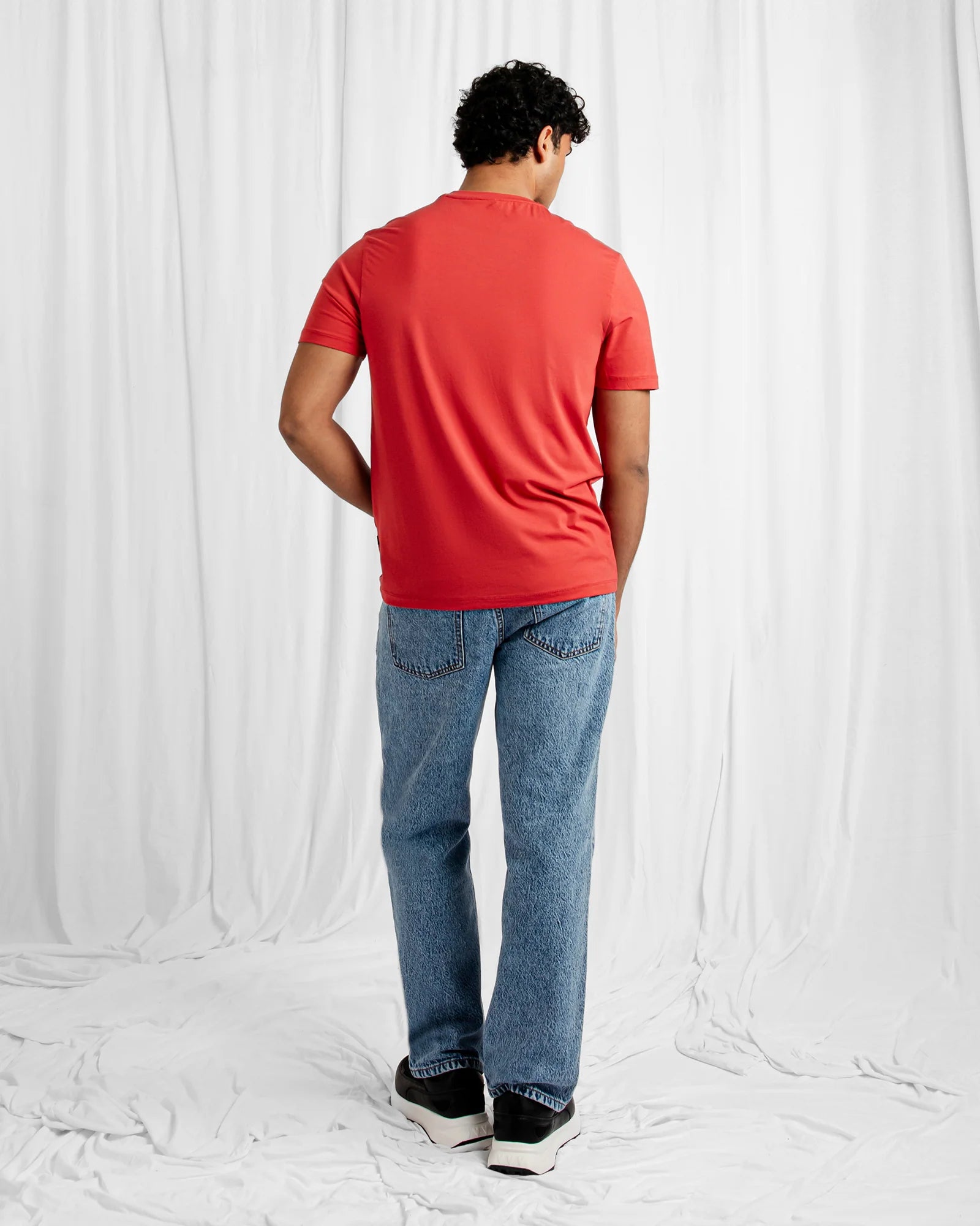 MEN T SHIRT